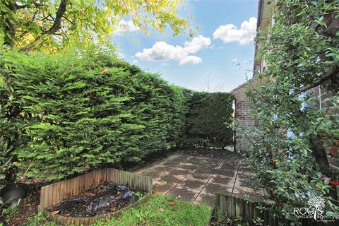 46 The Quantocks, Thatcham, RG19 3SF