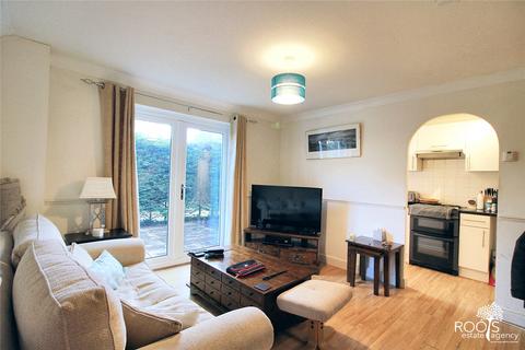 46 The Quantocks, Thatcham, RG19 3SF