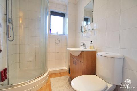 46 The Quantocks, Thatcham, RG19 3SF