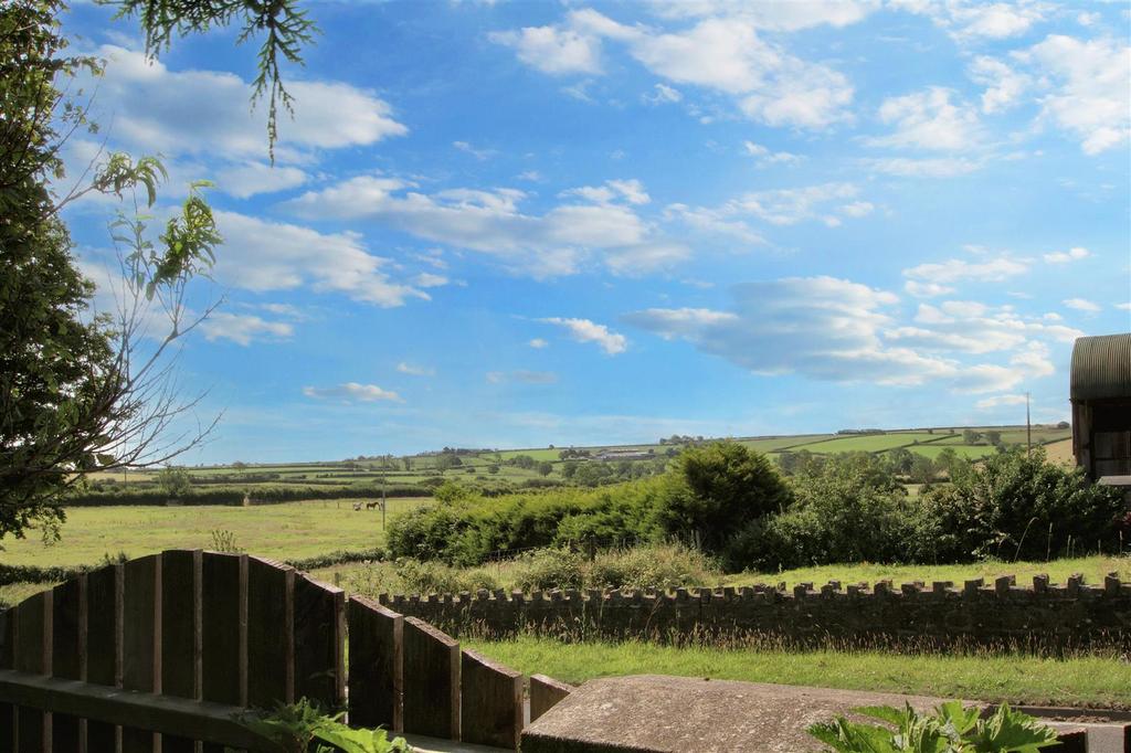 Views from front of house gardens