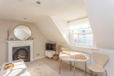 4/21 North Leith Mill, Edinburgh, EH6 6JY