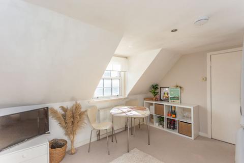 4/21 North Leith Mill, Edinburgh, EH6 6JY