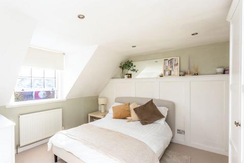 4/21 North Leith Mill, Edinburgh, EH6 6JY