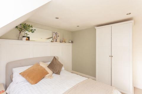4/21 North Leith Mill, Edinburgh, EH6 6JY