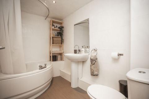 4/21 North Leith Mill, Edinburgh, EH6 6JY