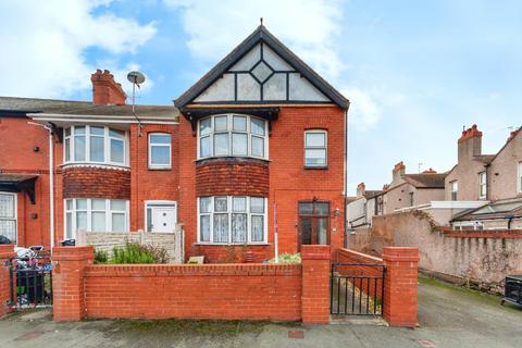 3 bedroom semi-detached house for sale, South Avenue, Rhyl LL18