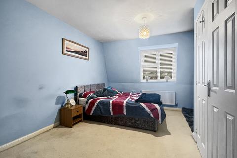 8 Coopers Crescent, Great Notley, Braintree, CM77 7DG