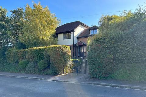 4 bedroom detached house for sale, Gore Lane, Eastry, CT13