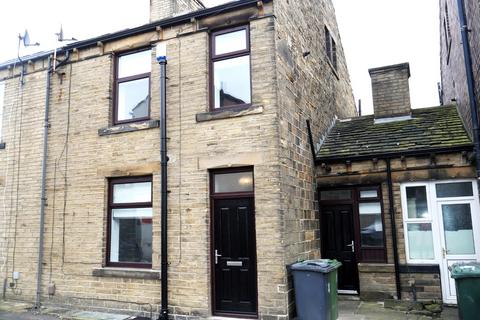 2 bedroom terraced house to rent, Elizabeth Street, Liversedge, West Yorkshire, WF15