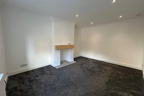 2 bedroom terraced house to rent, Elizabeth Street, Liversedge, West Yorkshire, WF15