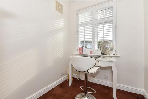 133 Waltham Way, London, E4 8AG
