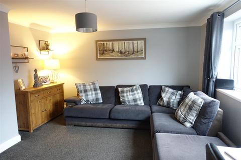 6 Milton Road, Carcroft, Doncaster, DN6 8QF