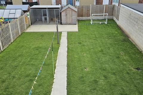 6 Milton Road, Carcroft, Doncaster, DN6 8QF