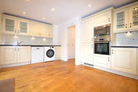 4 bedroom end of terrace house to rent, Fitzroy Gardens, Crystal Palace SE19