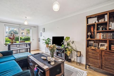 1 bedroom apartment for sale, Monmouth Close, Central Chiswick, W4