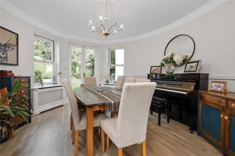 7 bedroom detached house for sale, Heatherset Close, Esher, KT10