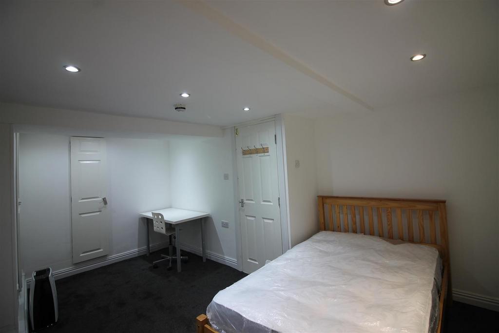 7 AT- Bedroom 2.1.JPG