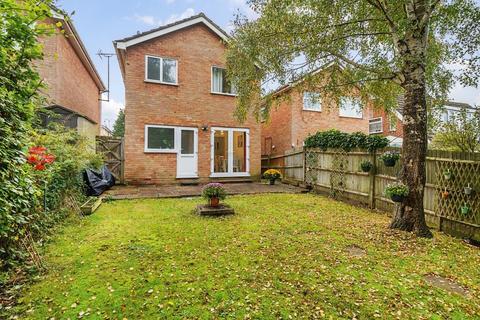 3 bedroom detached house for sale, Burghfield Common,  Berkshire,  RG7