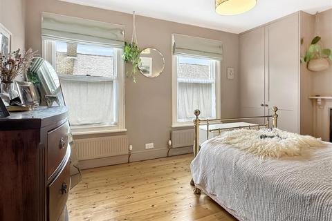 82 Cavendish Road, Cambridge, CB1 3AF