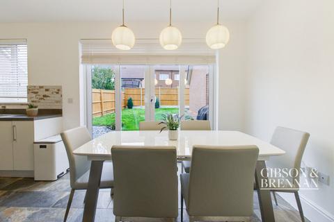 6 Bebington Drive, Langdon Hills, Basildon, SS16 5JN
