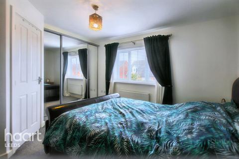 194 Waggon Road, Leeds, LS10 4GX