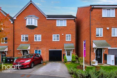 194 Waggon Road, Leeds, LS10 4GX
