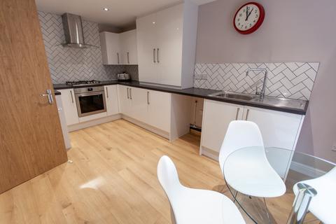 4 bedroom house to rent, Markden Mews, L8 1TN,