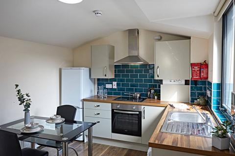 2 bedroom apartment to rent, Apt 8A, 8 Blenheim Terrace, Woodhouse LS2