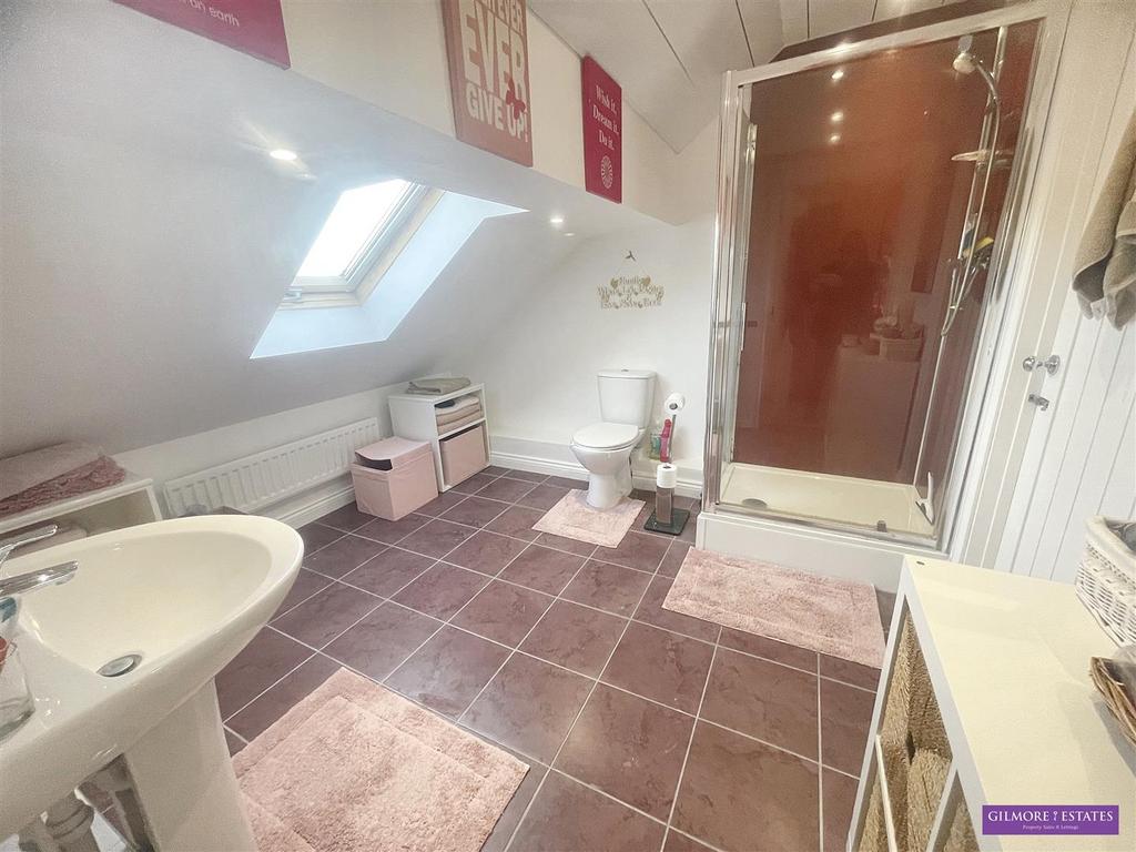 Jack and Jill Ensuite