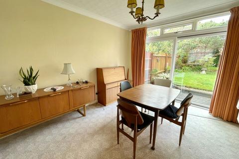 3 bedroom semi-detached house for sale, Rowlands Crescent, Solihull