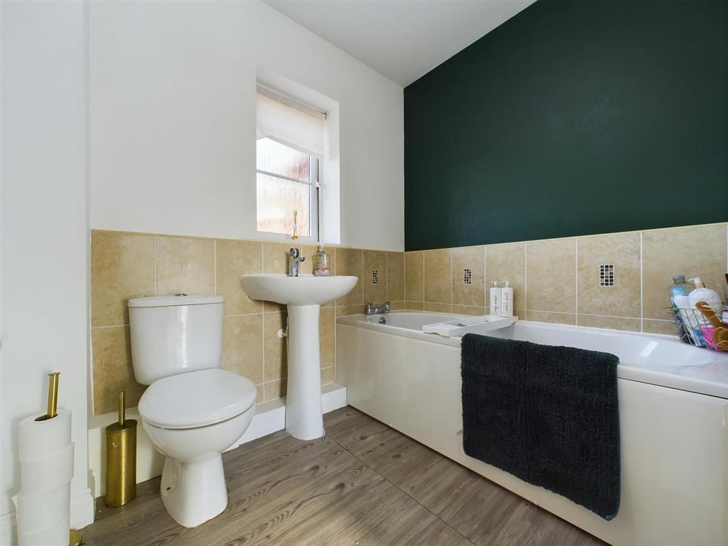 Bath 1.jpg