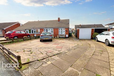 2 bedroom semi-detached bungalow for sale, St Ives Road, Wigston