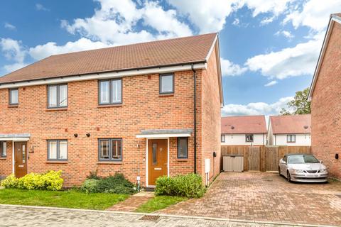 22 Glover Crescent, Arborfield Green, Reading, RG2 9TS