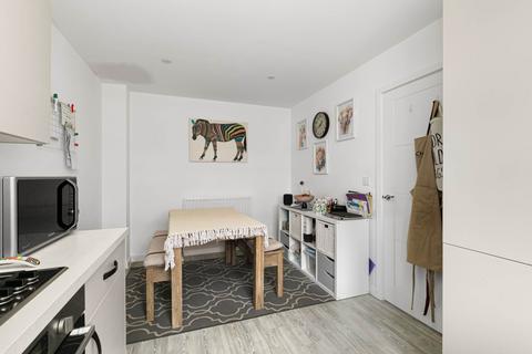 22 Glover Crescent, Arborfield Green, Reading, RG2 9TS