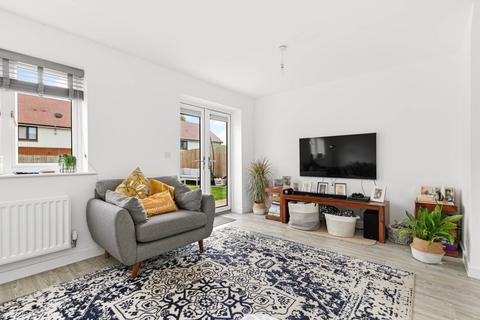 22 Glover Crescent, Arborfield Green, Reading, RG2 9TS