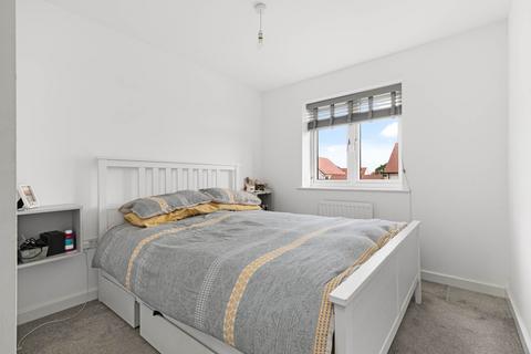 22 Glover Crescent, Arborfield Green, Reading, RG2 9TS