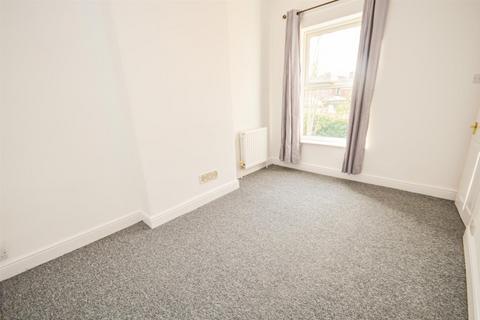 2 bedroom end of terrace house to rent, West Avenue, West Bridgford, Nottingham, Nottinghamshire, NG2