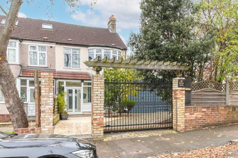 4 bedroom semi-detached house for sale, Sunny Bank, London, SE25