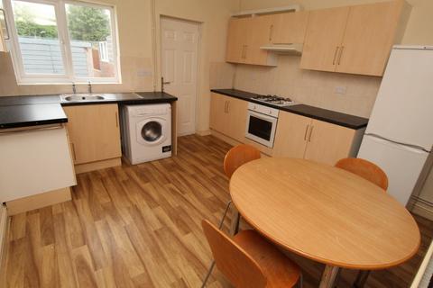 3 bedroom detached house to rent, Marlborough Street, Nottingham NG7