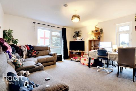 2 bedroom flat to rent, Ambleside Gardens, Sutton