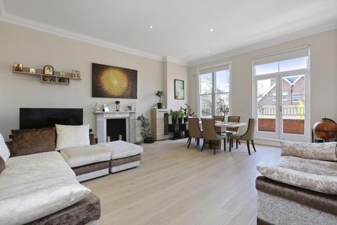 3 bedroom flat to rent, Maresfield Gardens, Hampstead, NW3