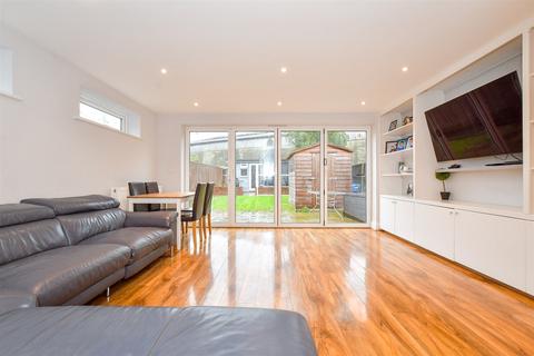 3 bedroom semi-detached house for sale, Smallcutts Avenue, Southbourne, West Sussex