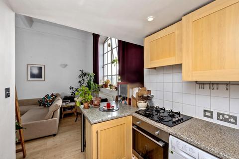 1 bedroom flat for sale, Coombe Road, Brighton