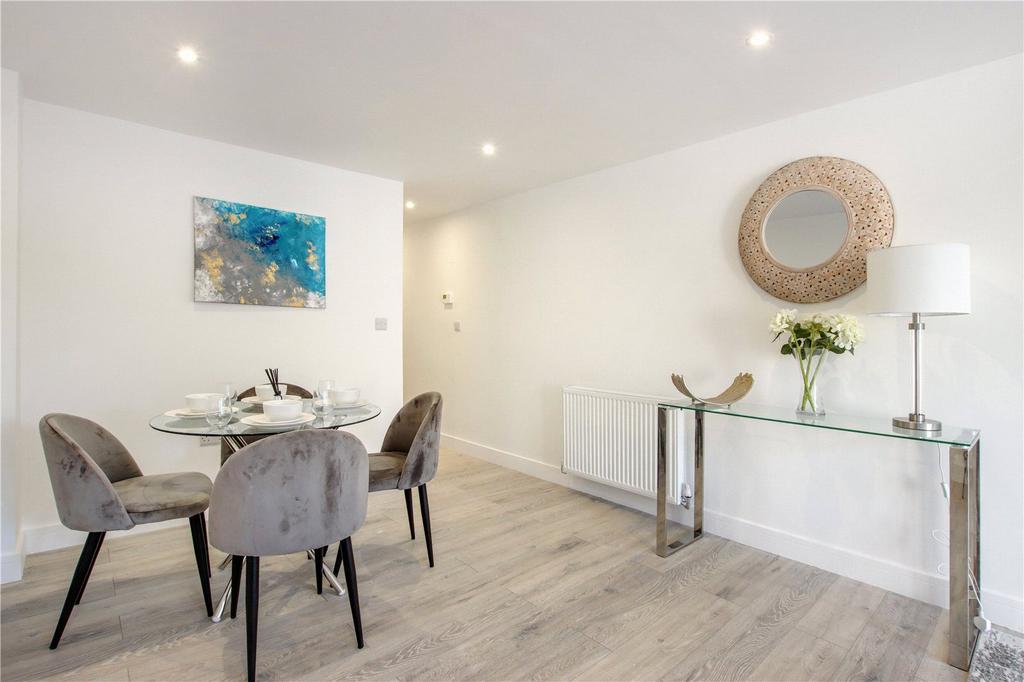 Show Home Dining