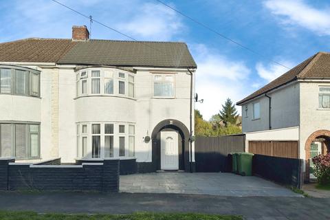 4 bedroom semi-detached house for sale, Charlecote Avenue, Braunstone Town, LE3