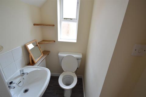 3 bedroom house to rent, Boston Street, Manchester M15