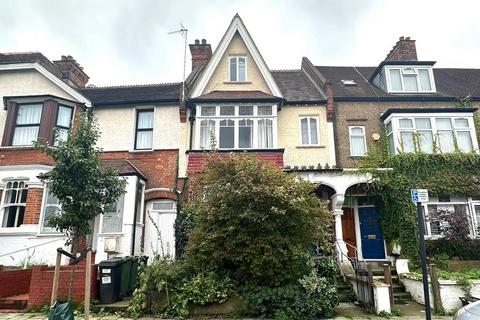 1 bedroom flat for sale, Flat 3, 100 Broxholm Road, Norwood, London, SE27 0BT