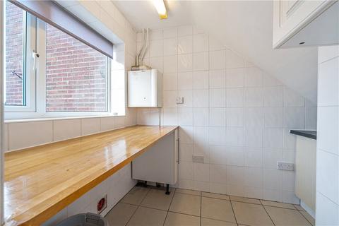 24 Blackthorn Road, Houghton Regis, Dunstable, LU5 5JP