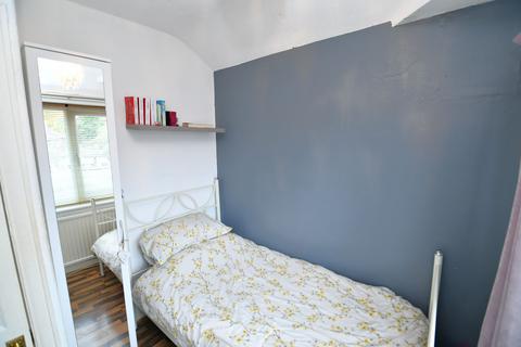 17 Edison Road, Eccles, Manchester, M30 7EN