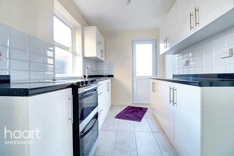 3 bedroom semi-detached house for sale, Swale Avenue, Sheerness